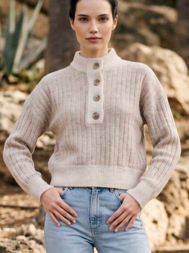 Sincerely Jules Women's Cardigan / Cropped Sweater Beige, Size S